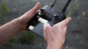 Apprendre à télépiloter un drone chez 640 Aero